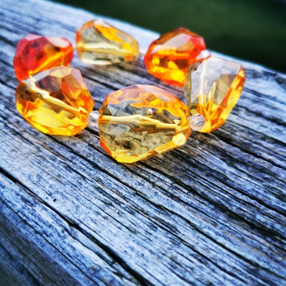 Big Yellow and Orange Plastic Gemstones Stretch Statement Bracelet - Picture 3 of 13